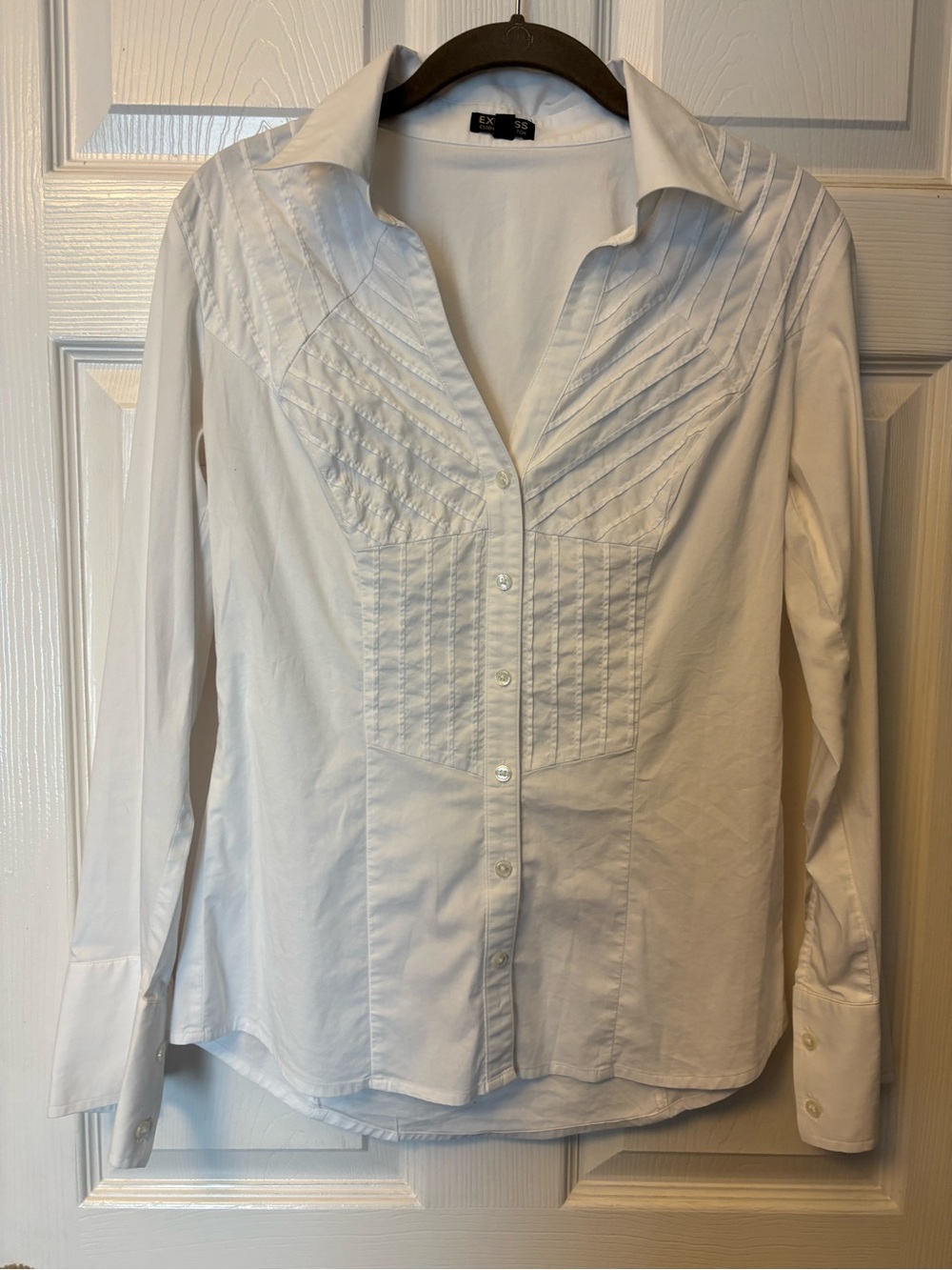 Express White Pintuck Pleated Tuxedo Button Down Shirt Blouse
